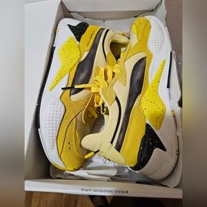 Puma Red Pokémon Collector's Box